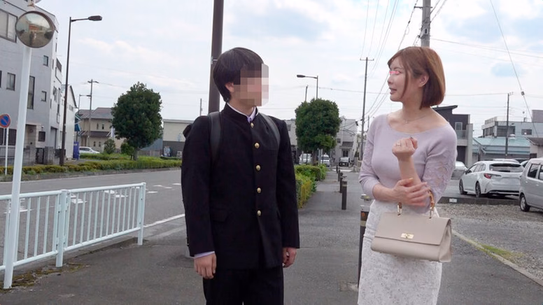 siroto-msglol.com 顔出しMM号 美人妻限定 ザ・マジックミラー 仲良しママ友対抗!童貞逆ナンパ射精バトル!! 4 出会ったばかりの年下童貞を人妻が恥じらいながらも手コキ・オナホコキ・フェラ!筆おろし中出し!! No2