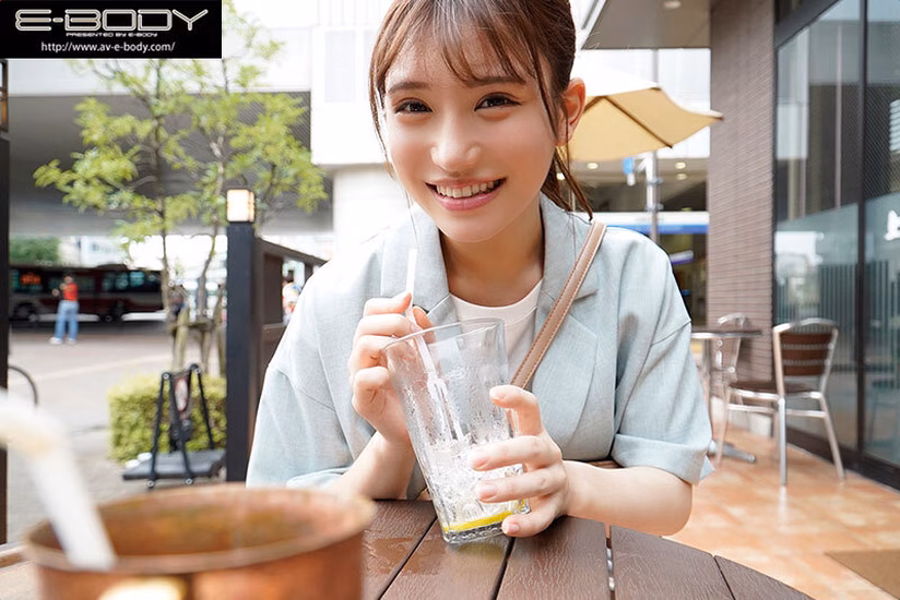 siroto-msglol.com 初めて出来た彼女を脱がしたら… 着衣から想像できない物凄いスリム美巨乳 大興奮の僕は性欲尽きるまでハメまくった 佐藤しお No2